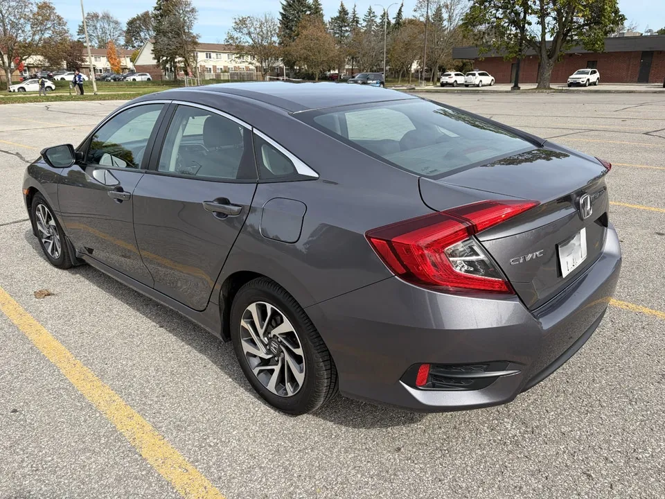 Honda Civic 2016 photo 2