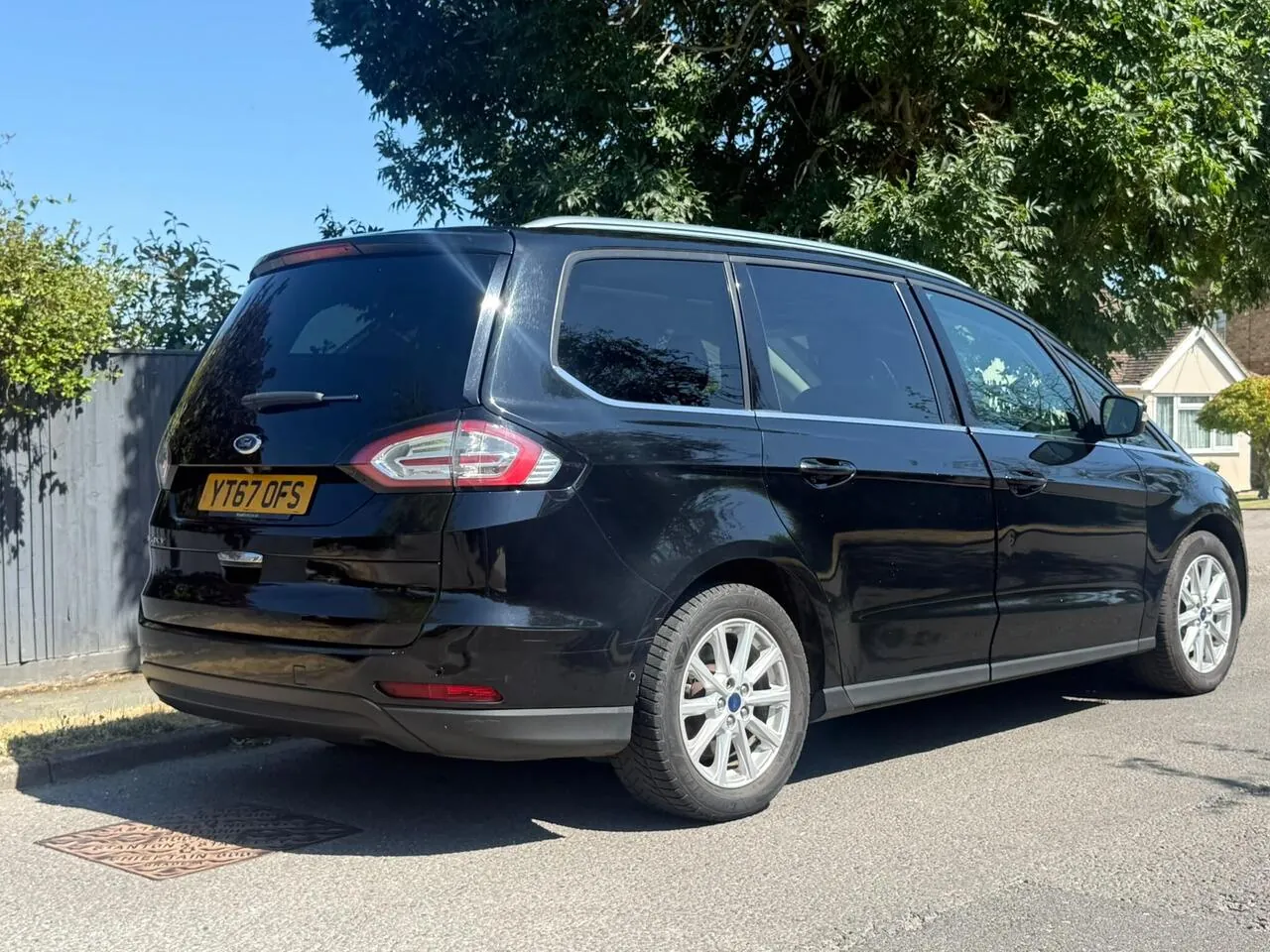 Ford Galaxy 2017 photo 3