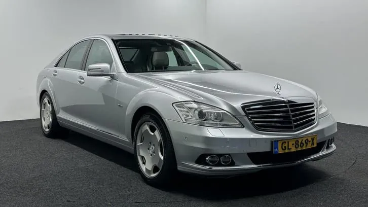 Mercedes-Benz S-Class 2011 photo 3