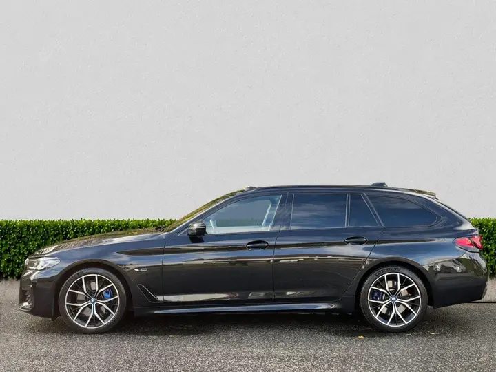 BMW 5 Series 2022 photo 4