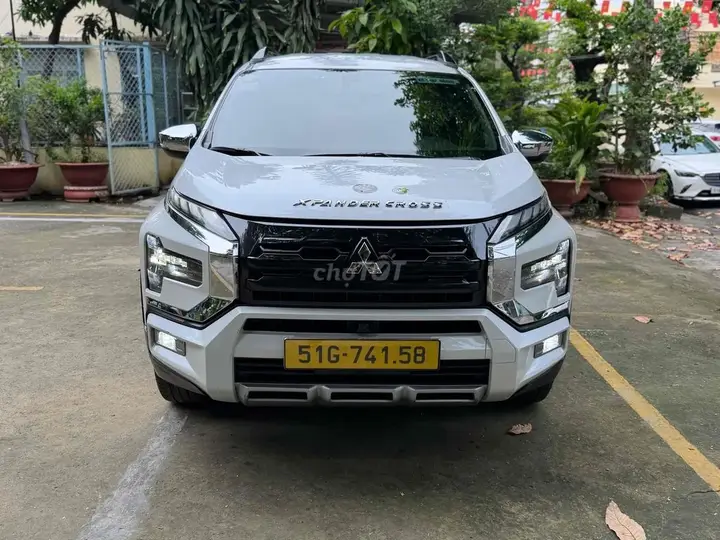 Mitsubishi Xpander Cross
