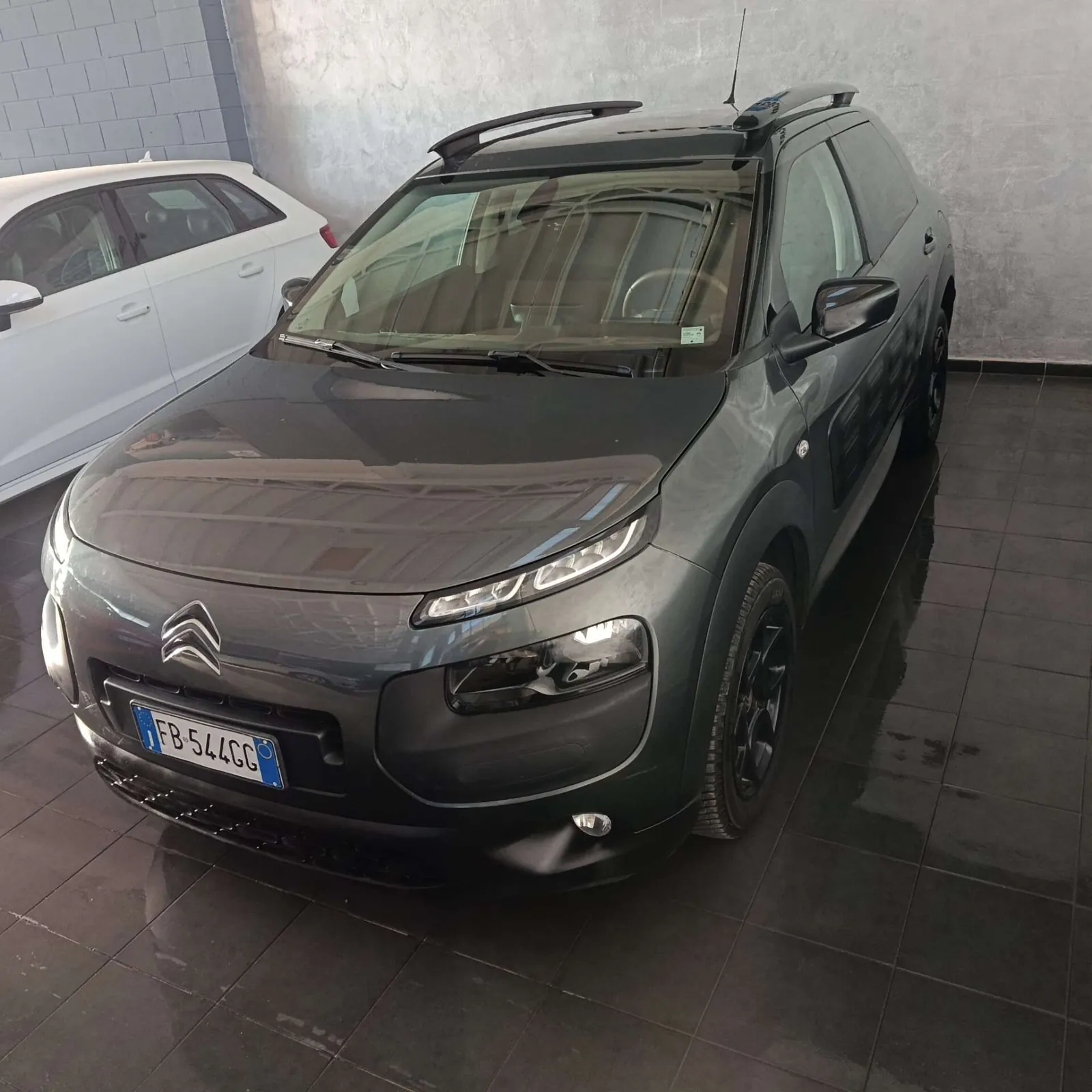 Citroen C4 Cactus 2015 photo 2