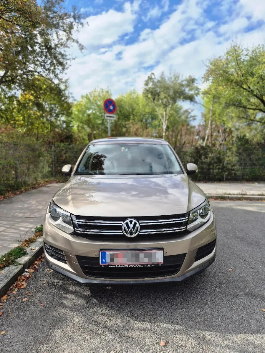 Volkswagen Tiguan 2011 photo 2