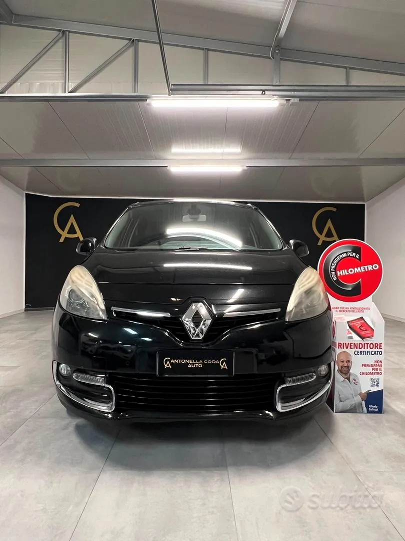 Renault Scenic 2013 photo 2