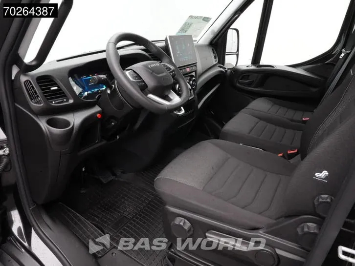 Iveco Daily 2024 photo 3