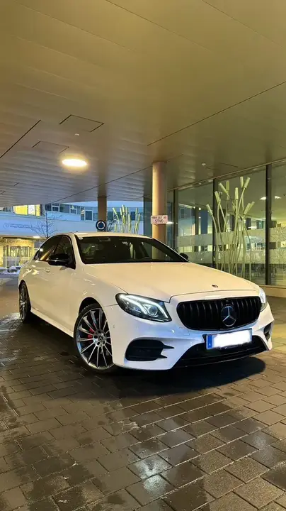Mercedes-Benz E-Class 2018 photo 2