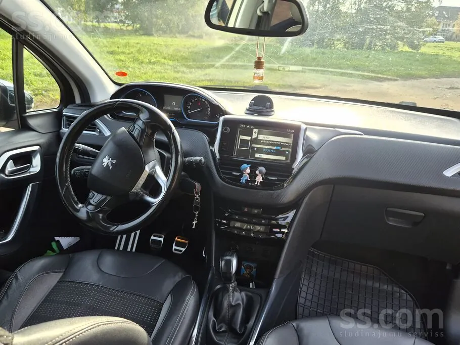 Peugeot 2008 2013 photo 4