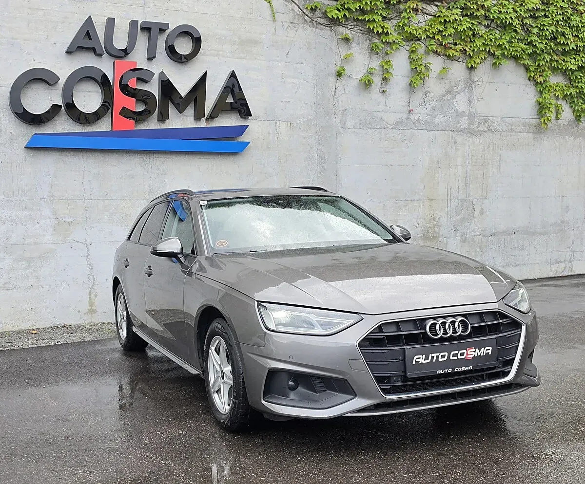 Audi A4 2022 photo 2