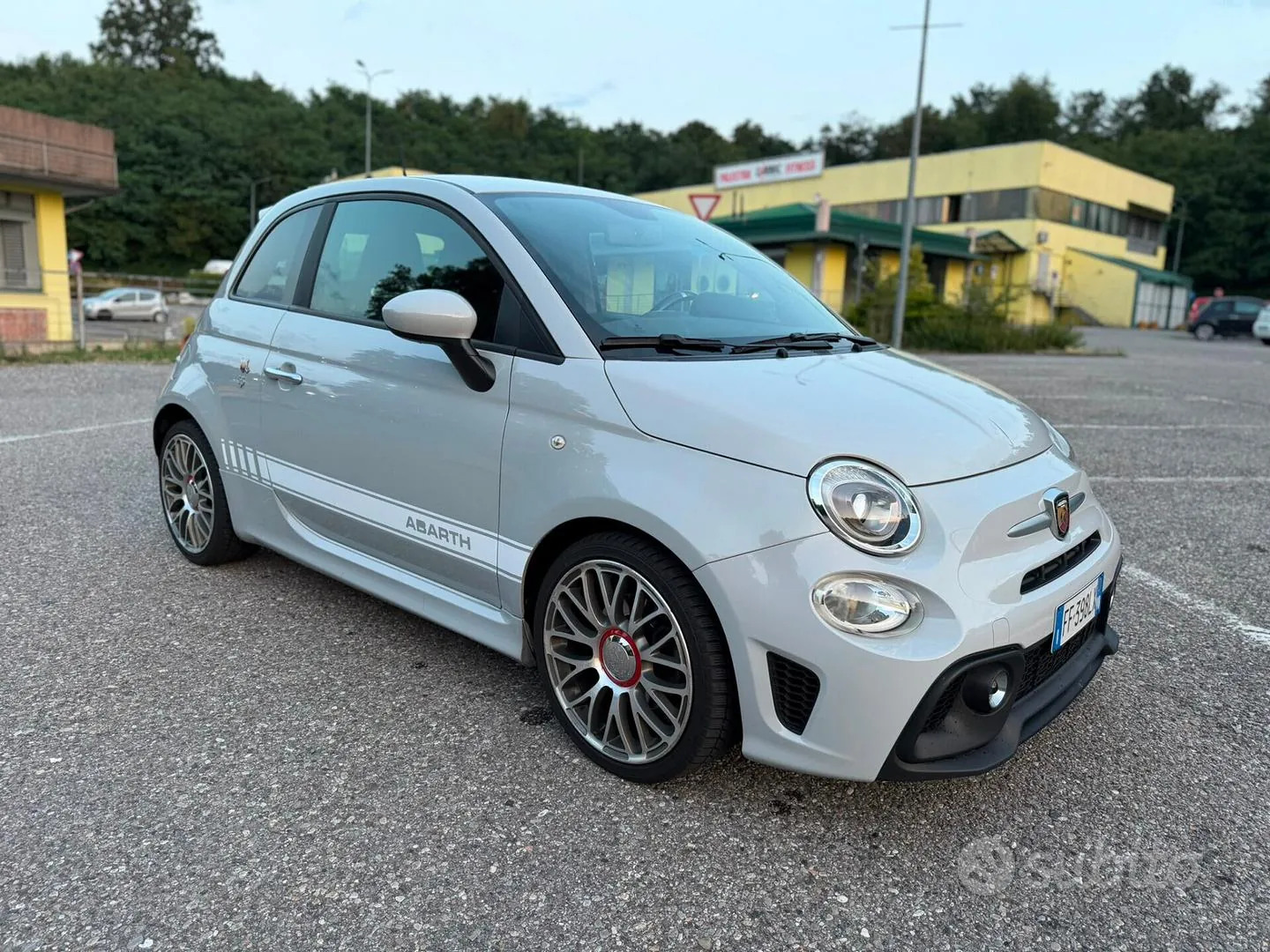 Abarth 595 2017 photo 2
