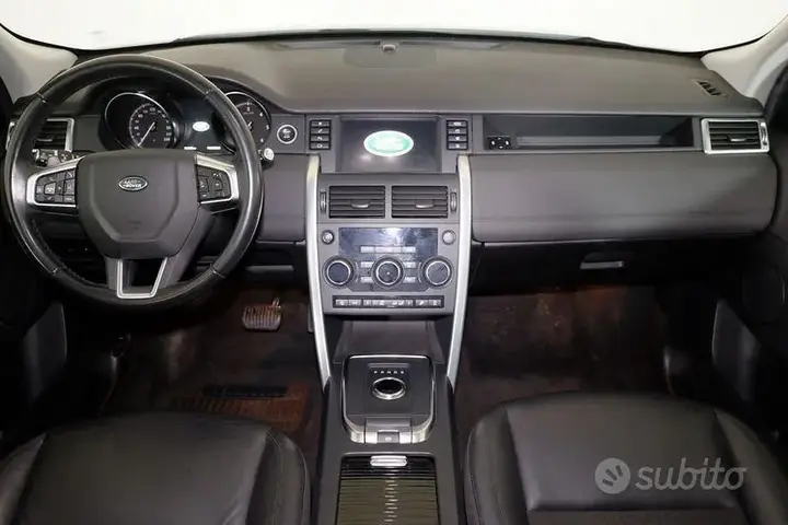 Land Rover Discovery Sport 2019 photo 4
