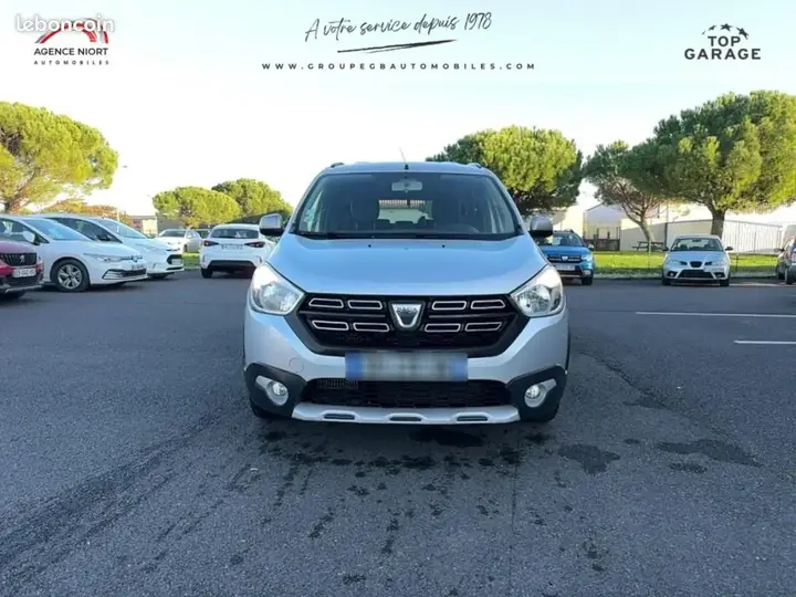 Dacia Lodgy 2017 photo 2