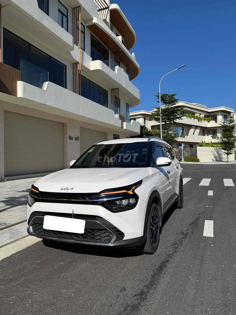 Kia Carens 2024 photo 2