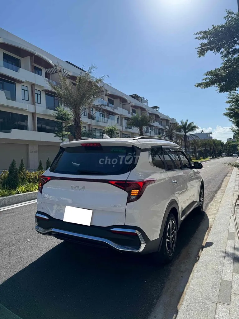 Kia Carens 2024 photo 5