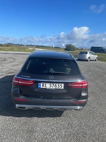 Mercedes-Benz E220 D 2021 photo 5