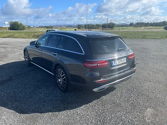 Mercedes-Benz E220 D 2021 photo 4