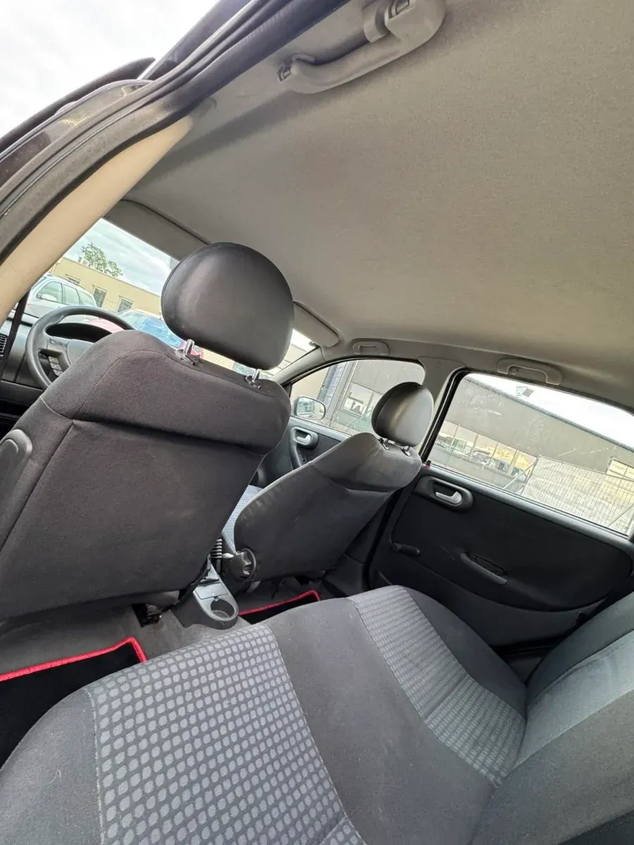 Opel Corsa 2004 photo 3
