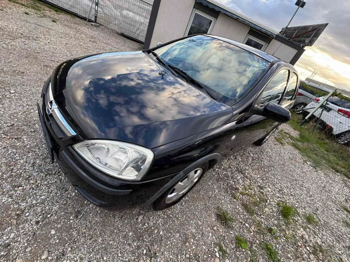 Opel Corsa 2004 photo 2