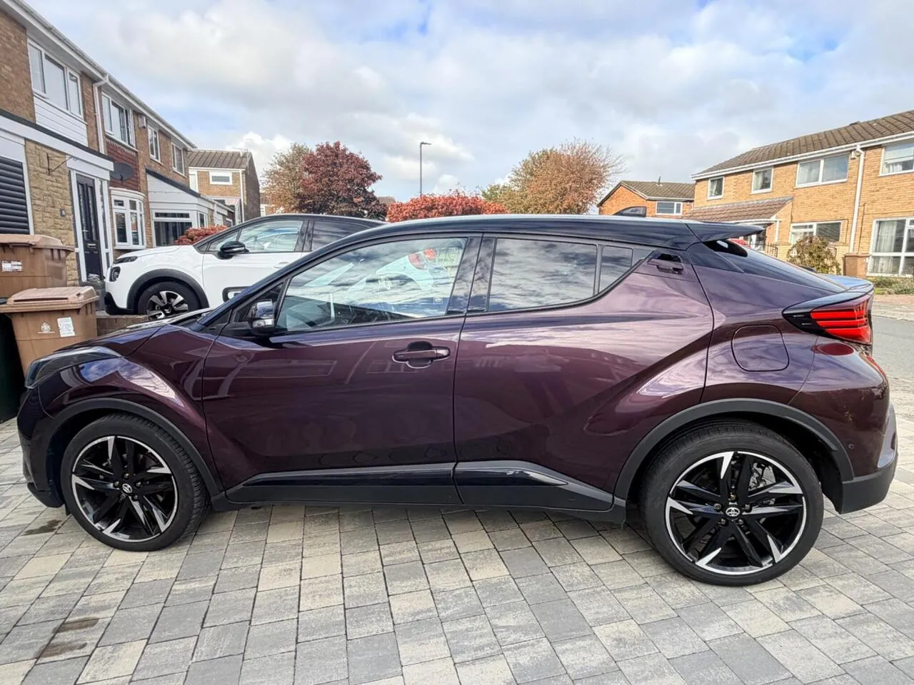 Toyota C-Hr 2023 photo 3