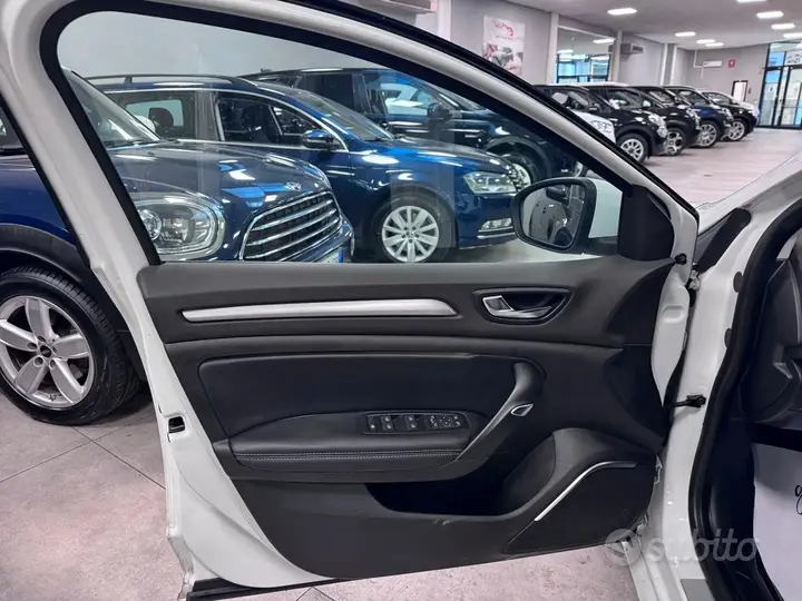 Renault Megane 2017 photo 5