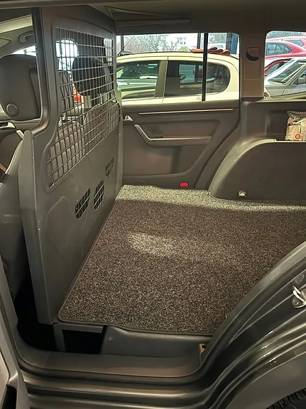 Volkswagen Touran 2014 photo 3