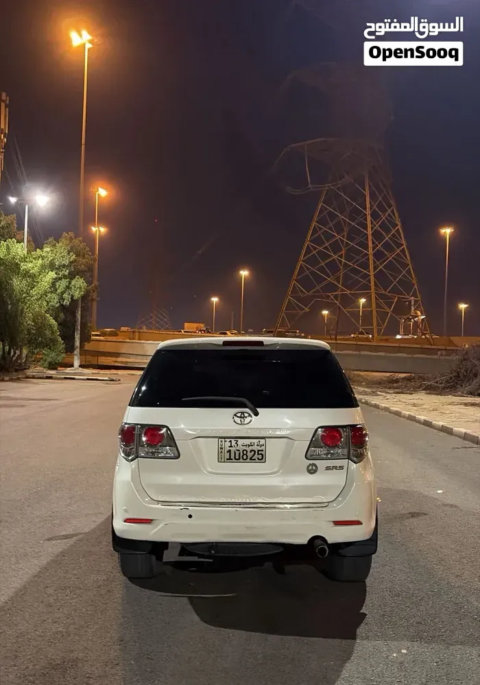 Toyota Fortuner 2015 photo 4
