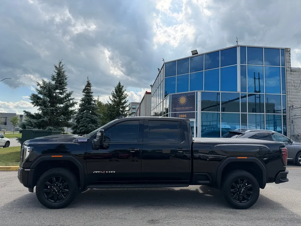 GMC Sierra 2500Hd 2025 photo 2
