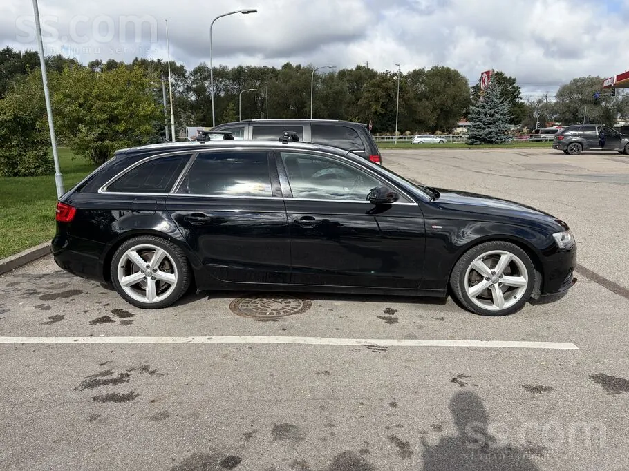 Audi A4 2013 photo 3