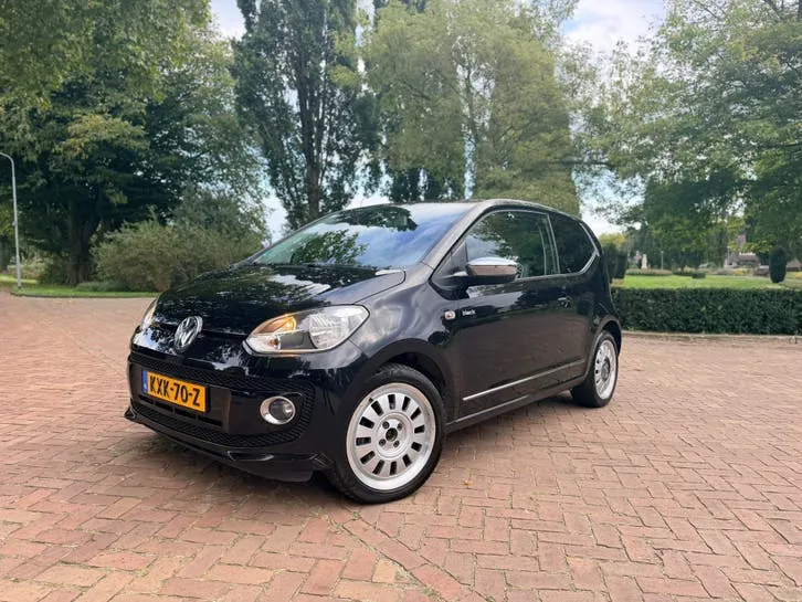 Volkswagen Up