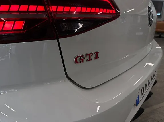 Volkswagen Golf I 2018 photo 5