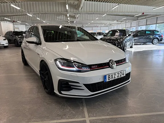 Volkswagen Golf I 2018 photo 2