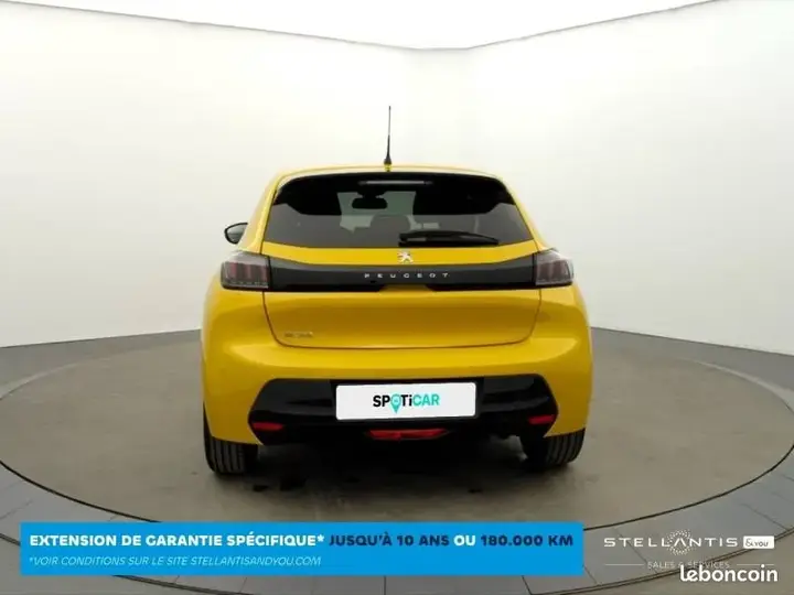 Peugeot 208 2021 photo 4