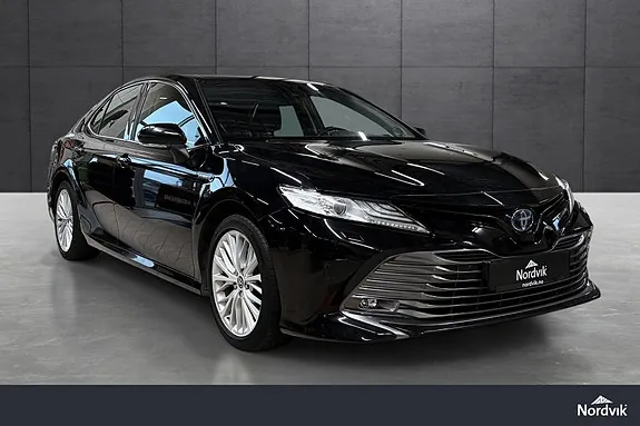 Toyota Camry 2019 photo 3