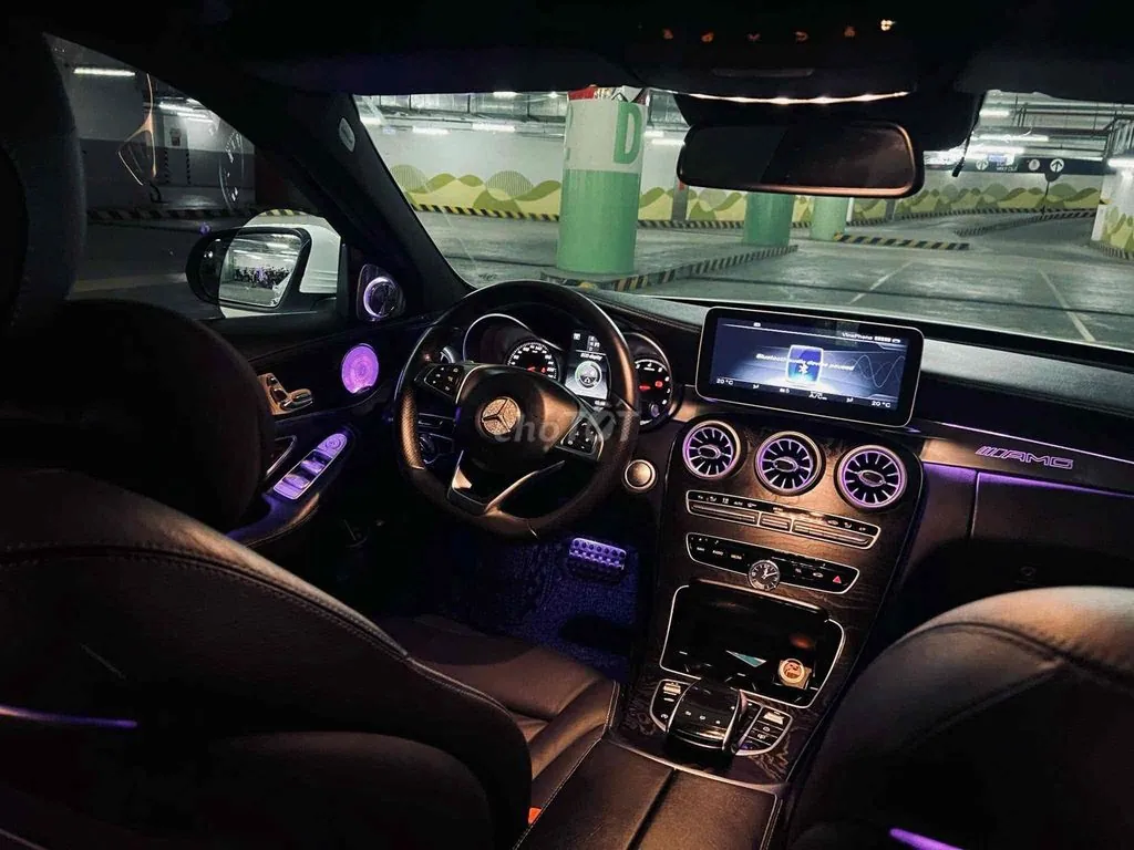 Mercedes-Benz C300 2016 photo 2