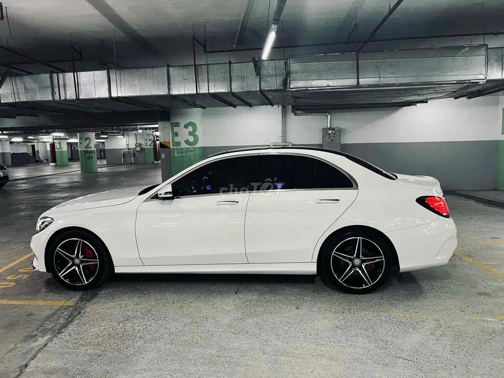 Mercedes-Benz C300 2016 photo 5