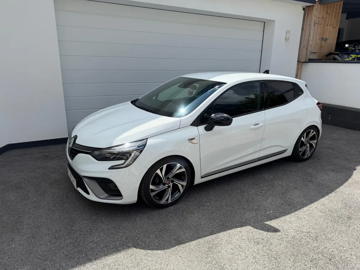 Renault Clio 2023 photo 2