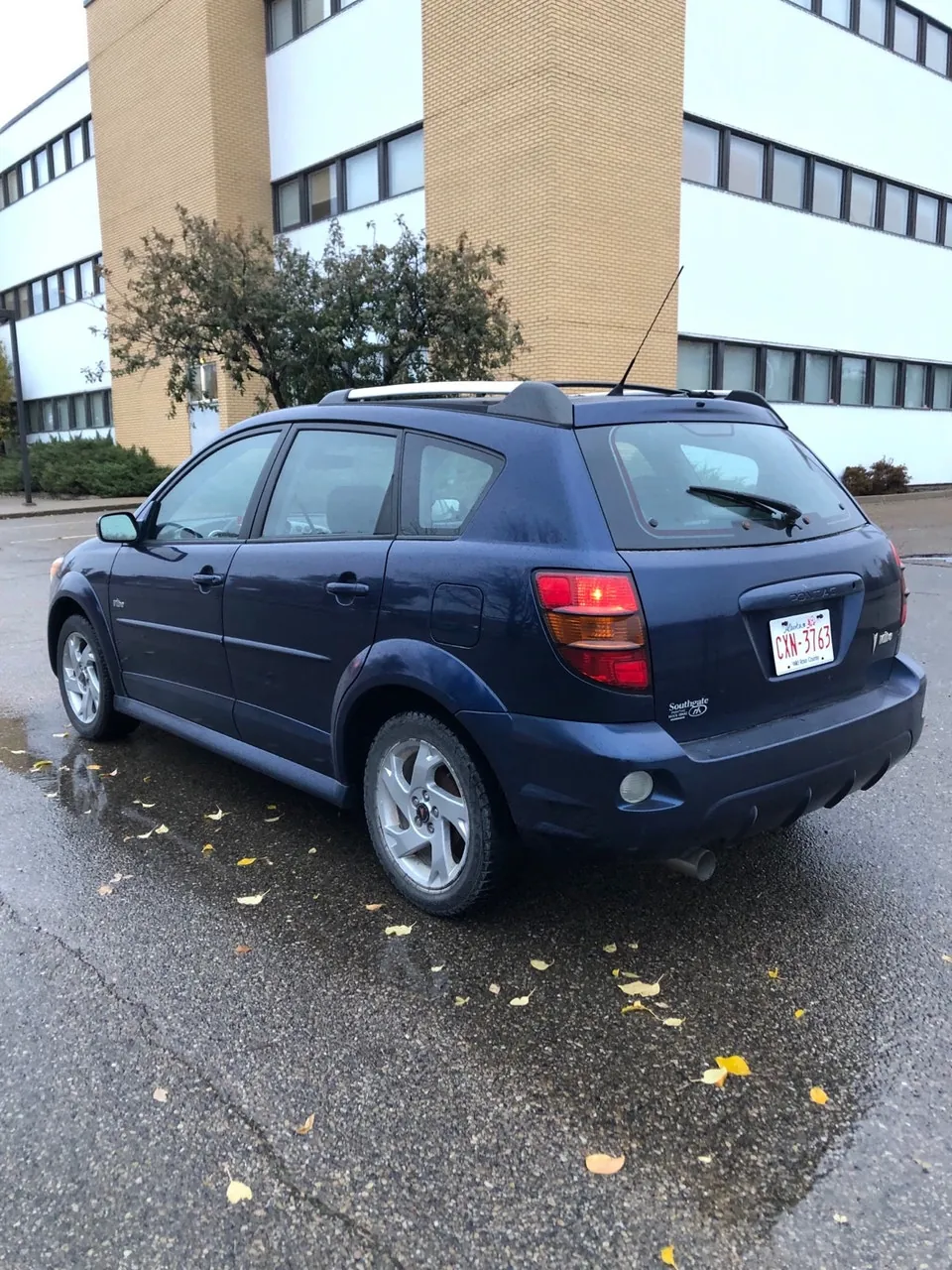 Pontiac Vibe 2007 photo 2