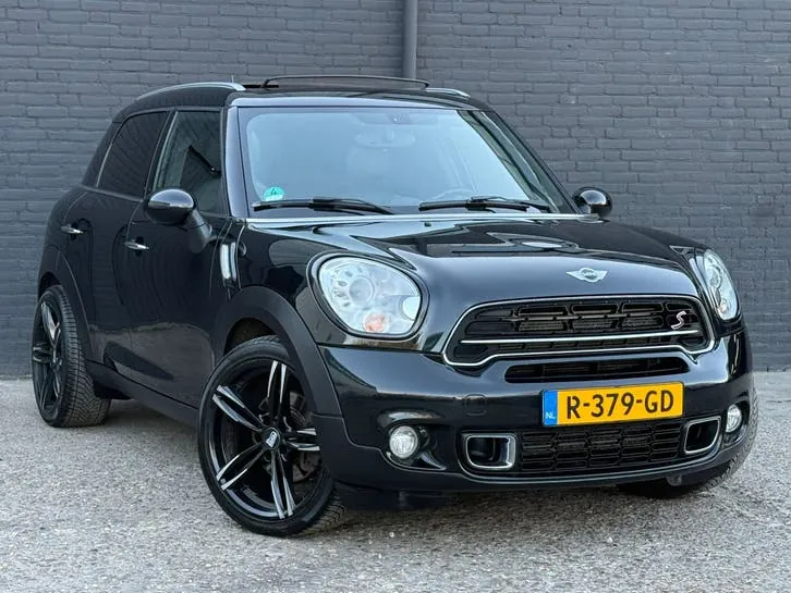 Mini Countryman 2016 photo 2
