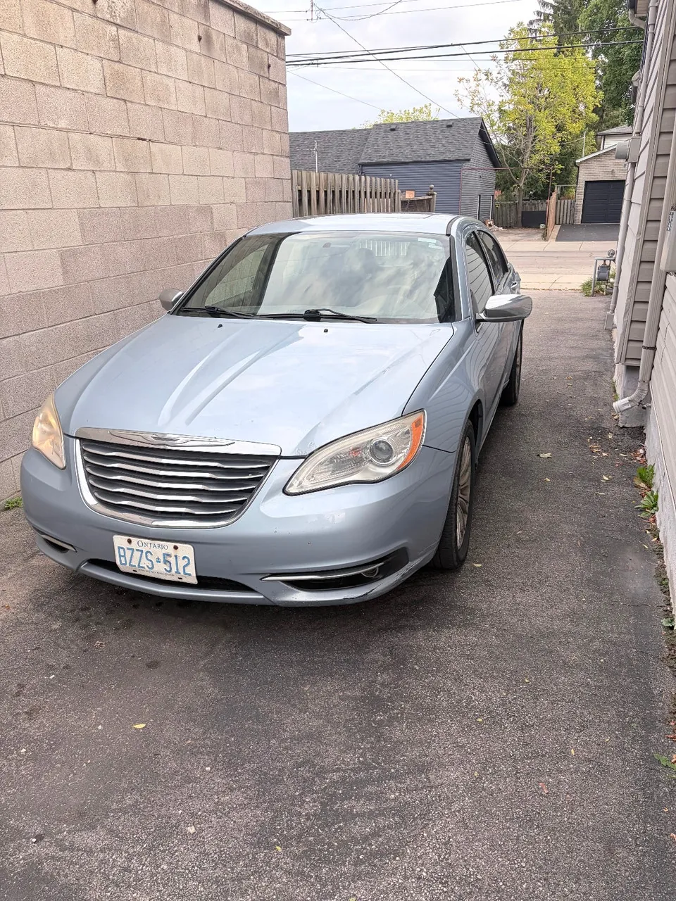 Chrysler 200