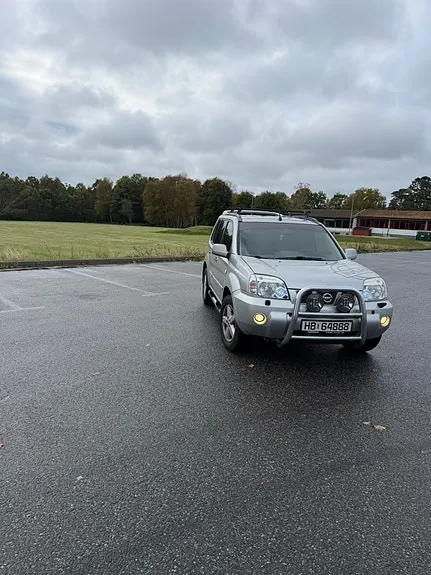 Nissan X-Trail 2005 photo 2