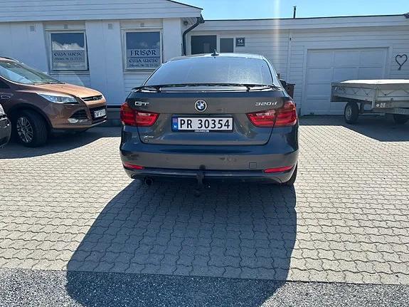 BMW 320D 2015 photo 4