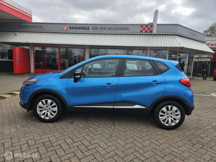Renault Captur 2015 photo 2