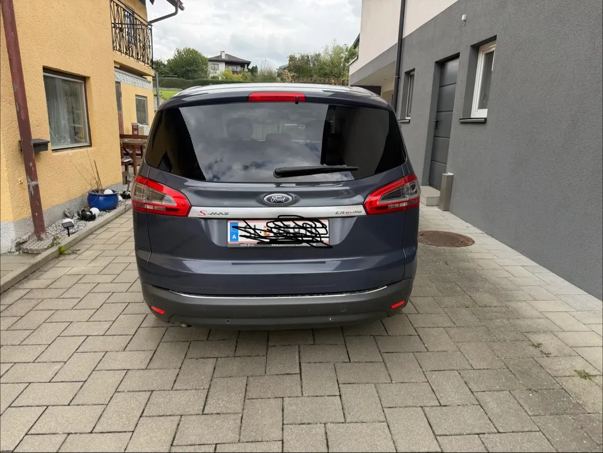 Ford S-Max 2011 photo 3
