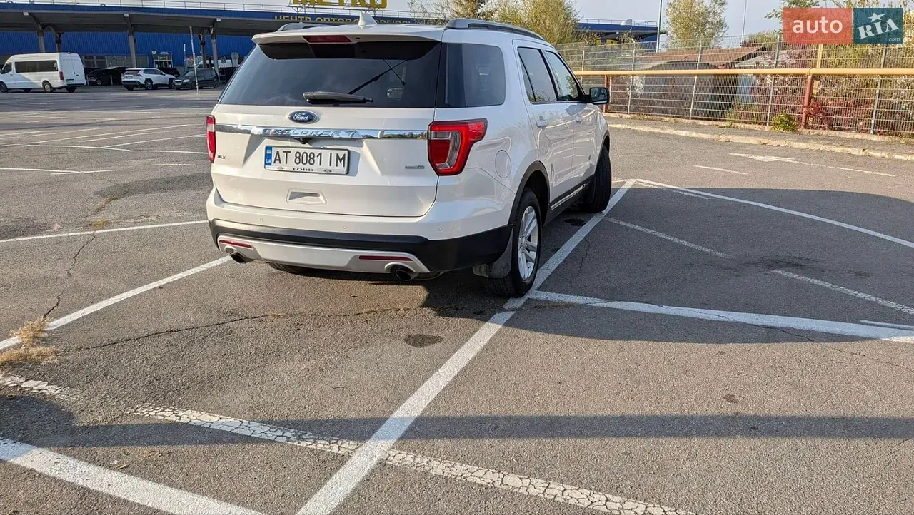 Ford Explorer 2016 photo 5