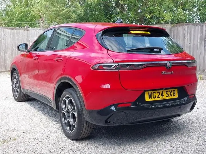 Alfa Romeo Tonale 2024 photo 2