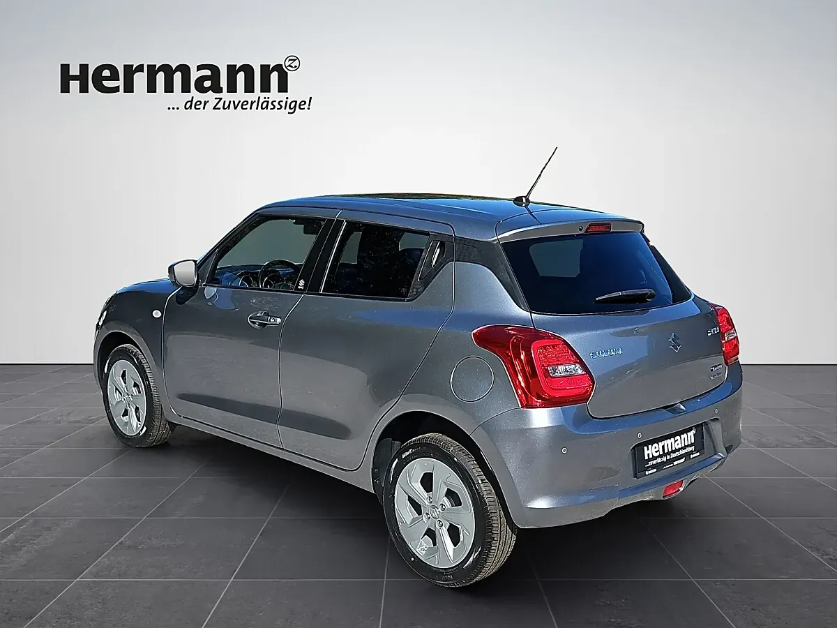 Suzuki Swift 2021 photo 3