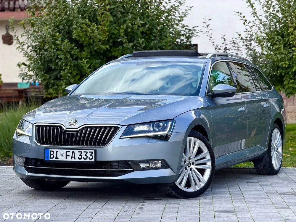 Skoda Superb 2016 photo 2