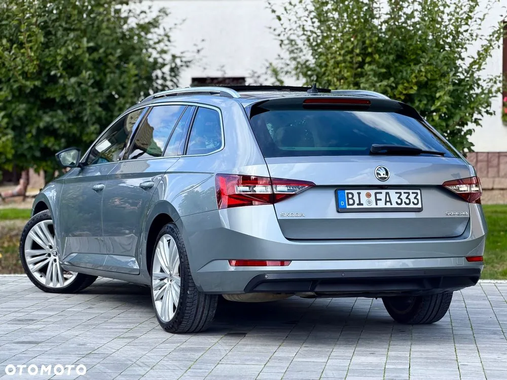 Skoda Superb 2016 photo 4
