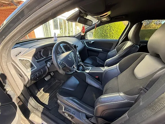 Volvo Xc60 2017 photo 5