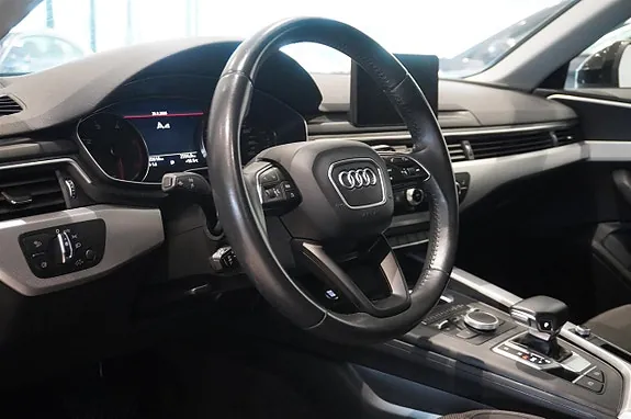 Audi A4 2018 photo 2