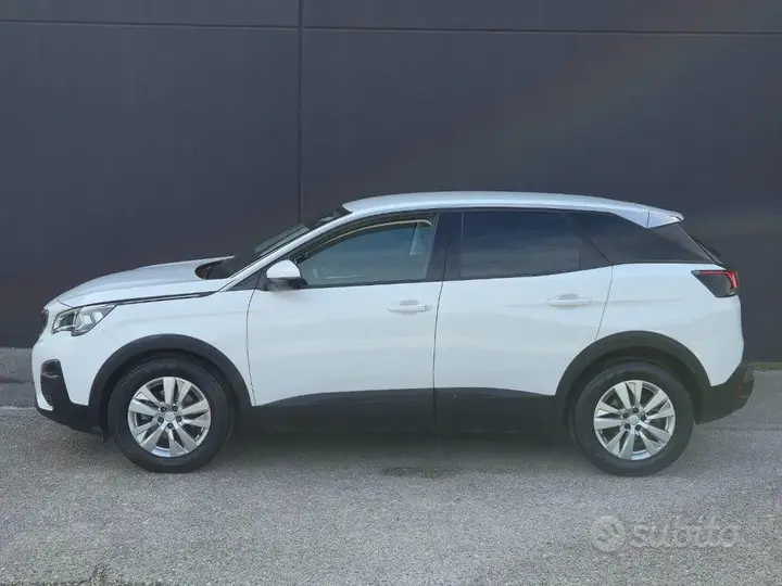 Peugeot 3008 2020 photo 2